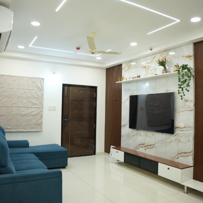 Honer Aqunatis Living Room