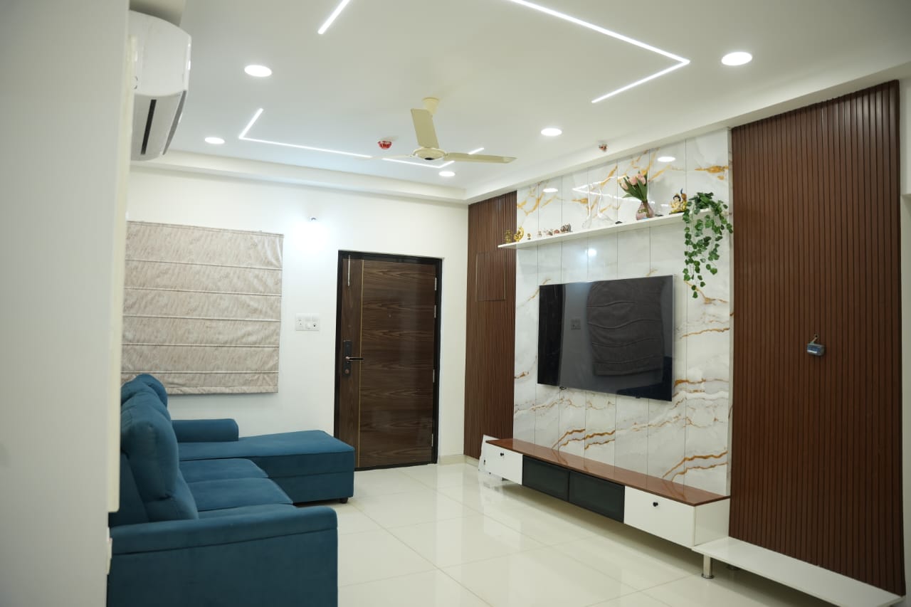 Honer Aqunatis Living Room